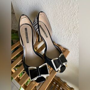 ‎Jorge Biscoff peep toe pumps
